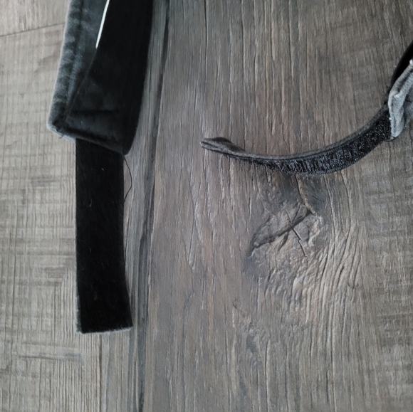 Woman's gray washed visor - Picture 4 of 8